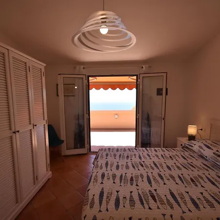 Route 25 - Cavoli - Vista Mare, Con Clima, Terrazza E Posto Auto * Spiaggia di Cavoli