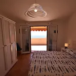 Route 25 - Cavoli - Vista Mare, Con Clima, Terrazza E Posto Auto * Spiaggia di Cavoli