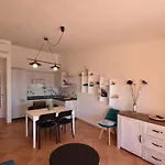 Route 25 - Cavoli - Vista Mare, Con Clima, Terrazza E Posto Auto Apartment