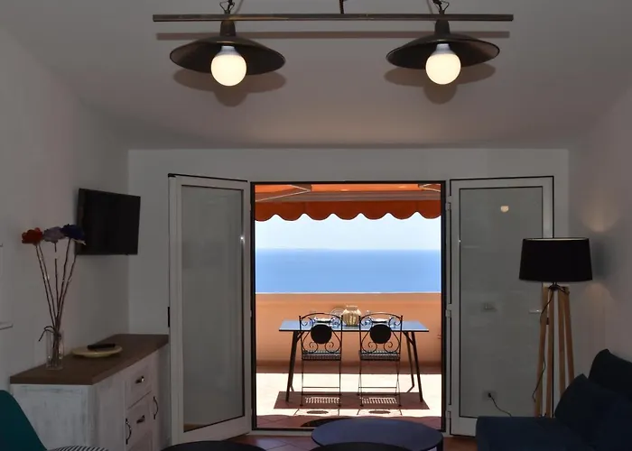 Route 25 - Cavoli - Vista Mare, Con Clima, Terrazza E Posto Auto Lejlighed