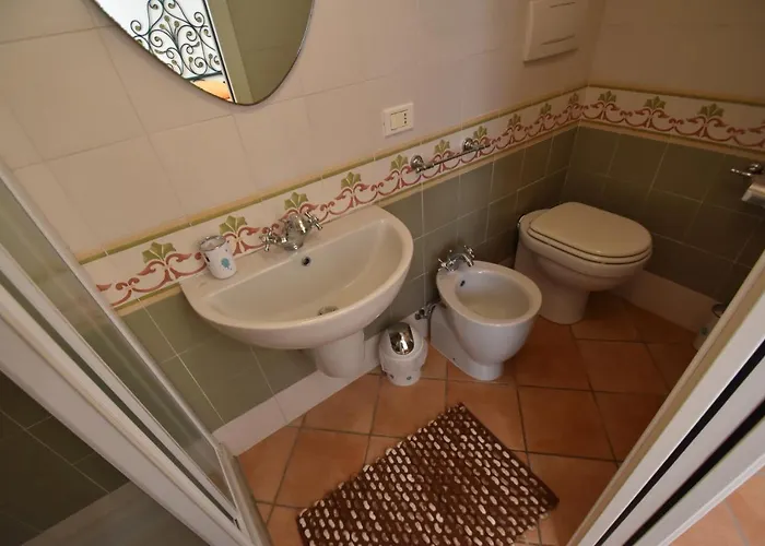 Route 25 - Cavoli - Vista Mare, Con Clima, Terrazza E Posto Auto